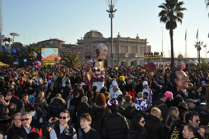 Ingrandisci la foto